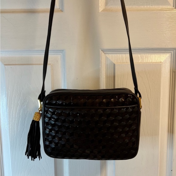 🩷 Vintage Aspects by Lisette crossbody purse brown💚
woven leather design🩷 - Picture 3 of 15